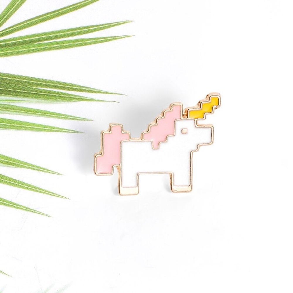 🎉 New Pixel Unicorn Enamel Pin